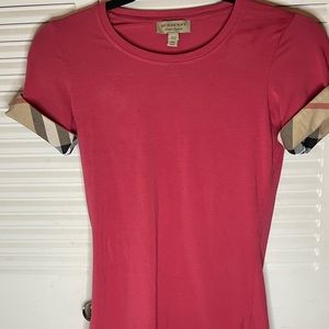 ❌❌❌ SOLD Burberry Women’s Check sleeve T shirt in Pink Size XXS